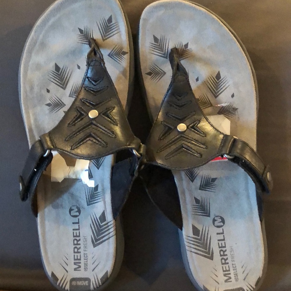 Sandals Merrell never worn
